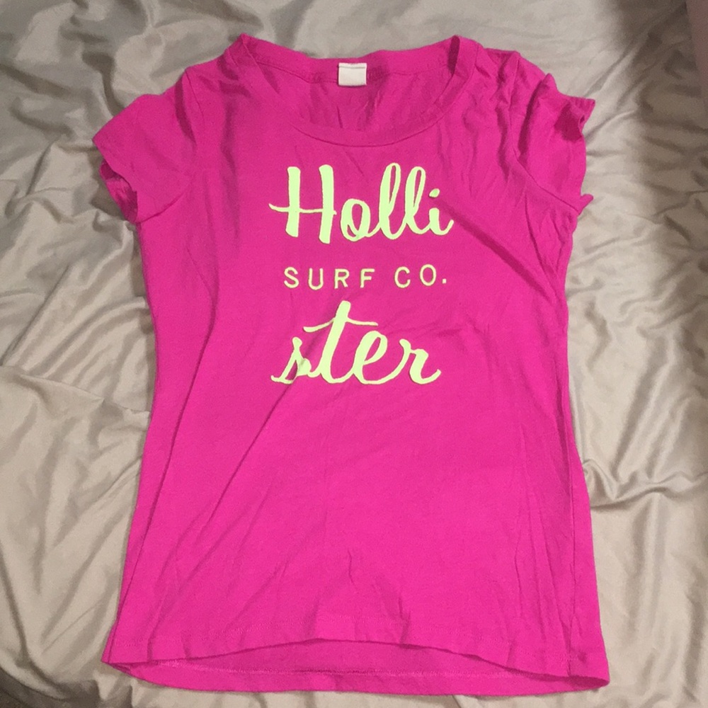 Holister tshirt